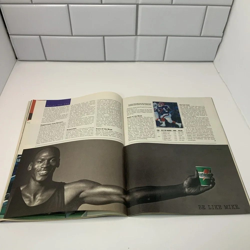 Sports Illustrated Dec. 23, 1991 Michael Jordan Sportsman of the Year Hologram
